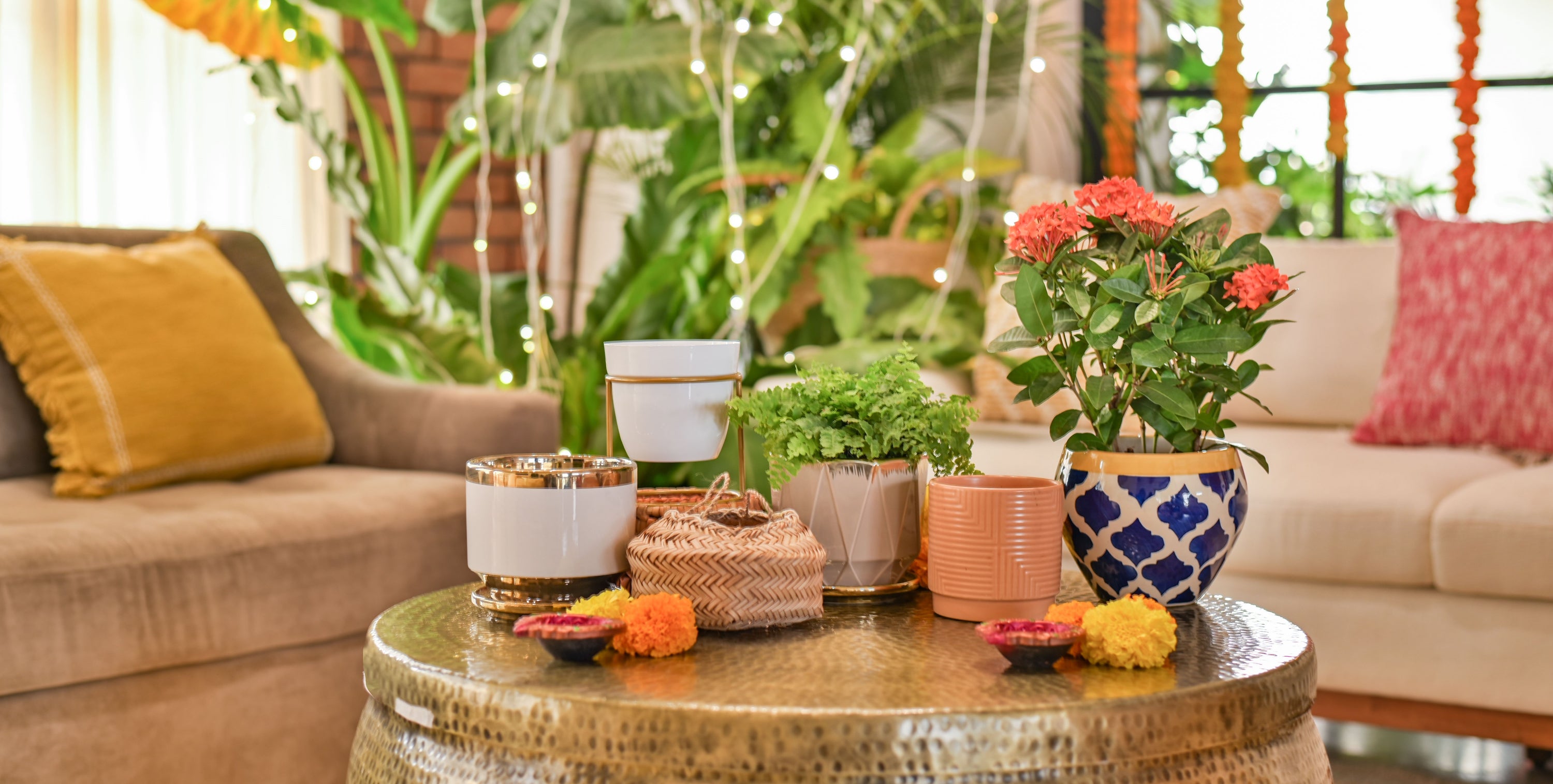 10 Stunning Planters for Ganesh Decoration at Home