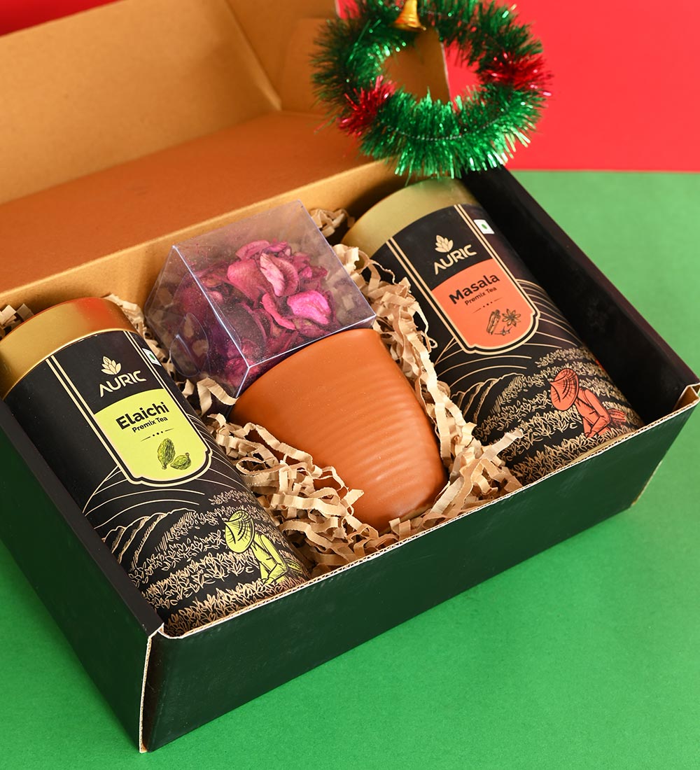 Send luxurious tea time gift hamper for family to Mumbai, Free Delivery -  MumbaiOnlineFlorists