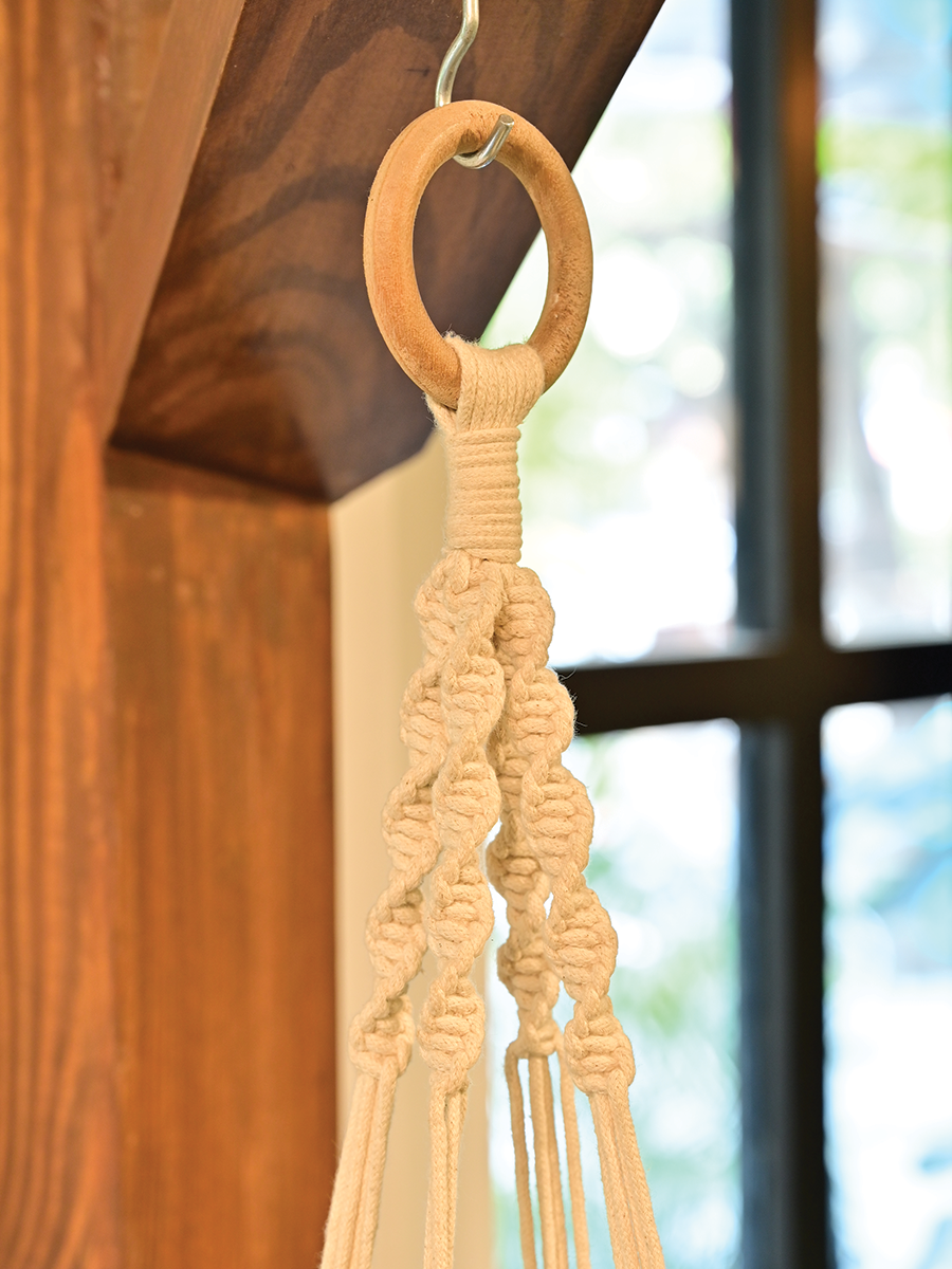 Macrame Single Layer Hanger